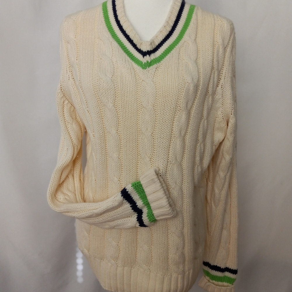 Lilly Pulitzer cable knit sweater size medium